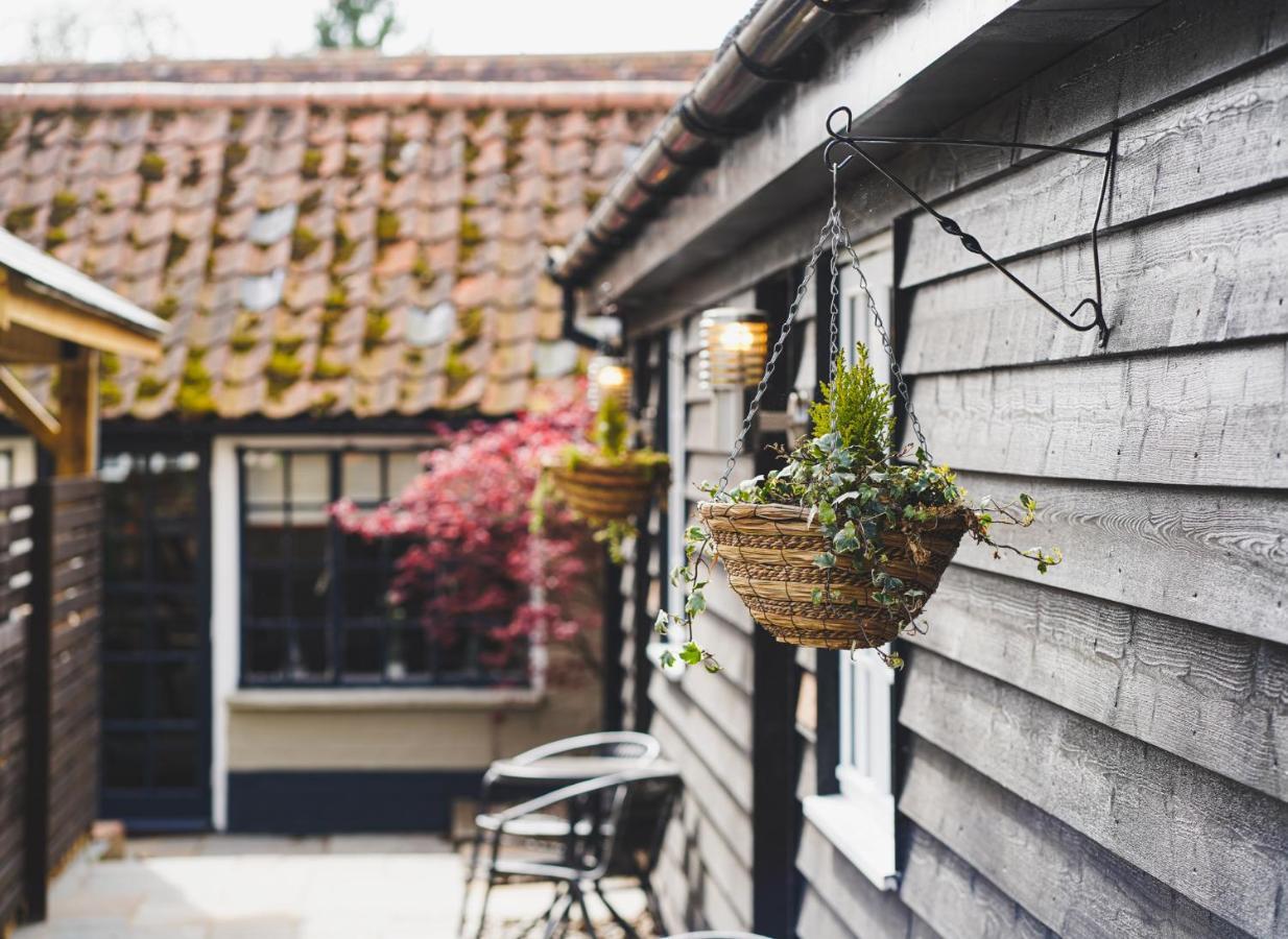 The Peacock Inn Chelsworth Exterior foto